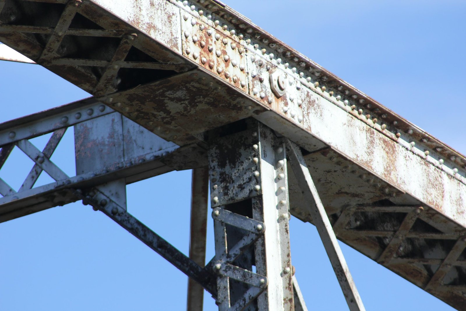 Upper connection